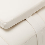 Sillon Umbra white eyelash treatment chair with gold base