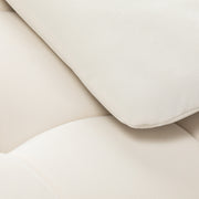 Sillon Umbra white eyelash treatment chair with gold base