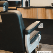 Noir Tambour Wall Mounted Station