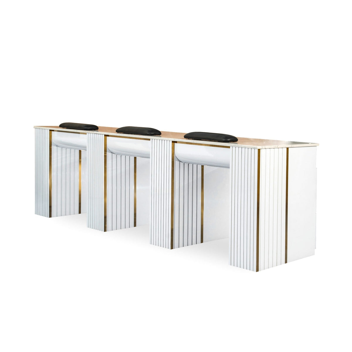 Le Cinq Triple Table