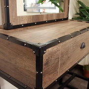Artisan Styling Station