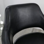 Chic Salon Chair